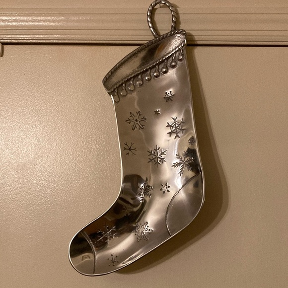 Metal Snowflake  Stocking Tray or Door Decor - Picture 1 of 12